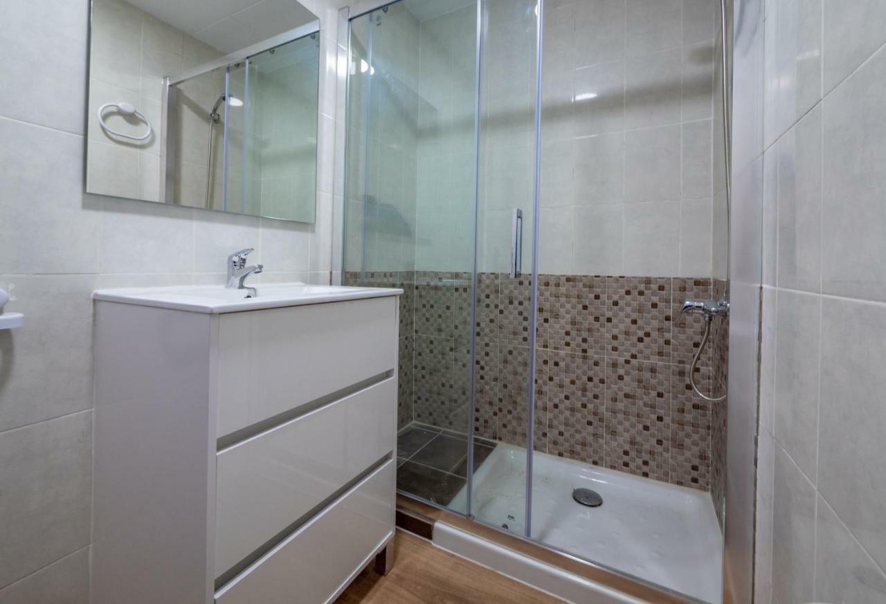 Apartamentos Ar Melrose Place Lloret de Mar Bagian luar foto